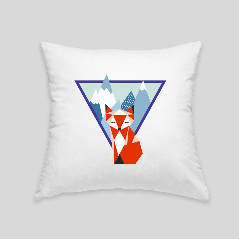 Studio Design Mountain fox cushion demo_15